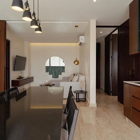 Tropical Haven Apartment